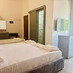 Petros Rooms